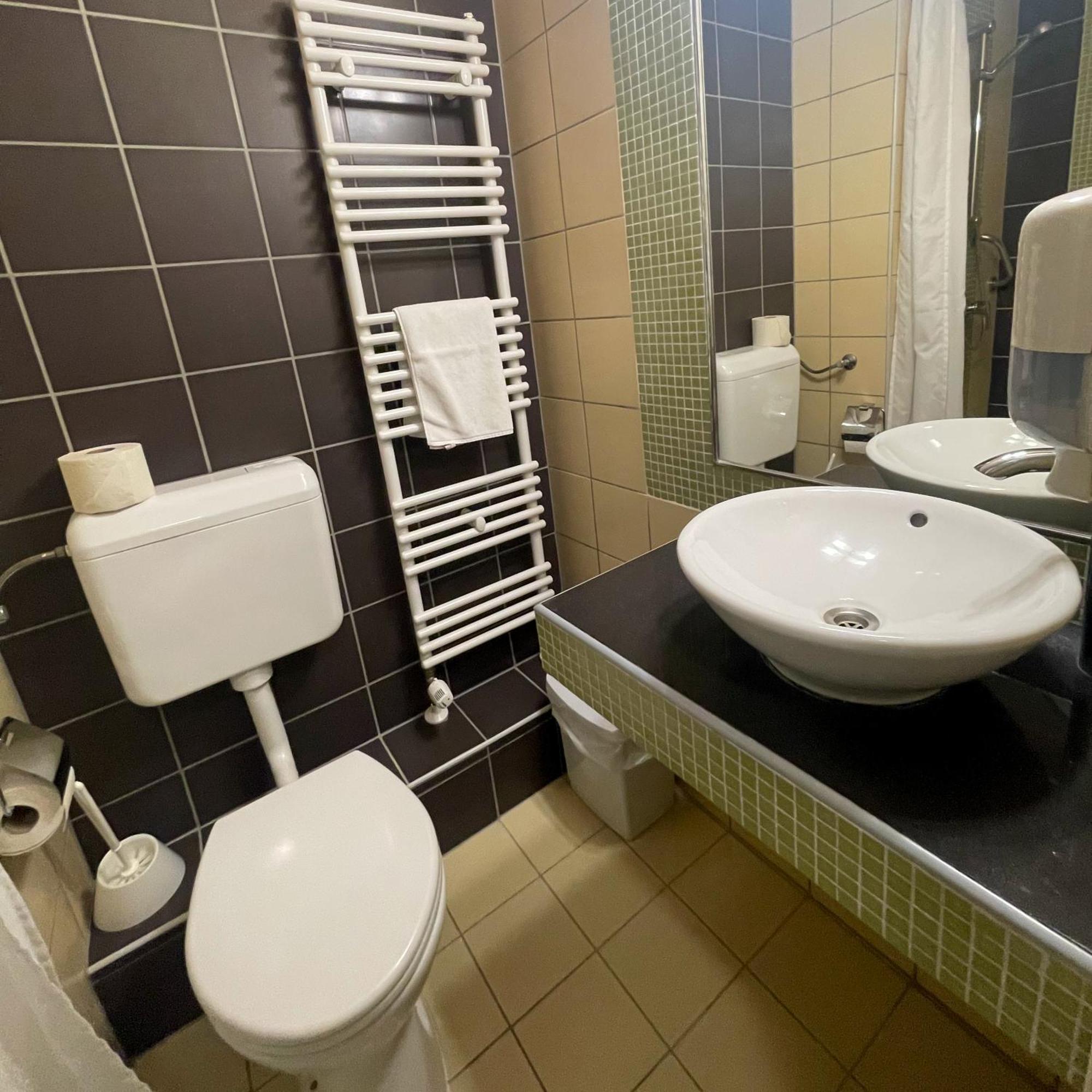 Harmonia Hotel Sárvár Zimmer foto