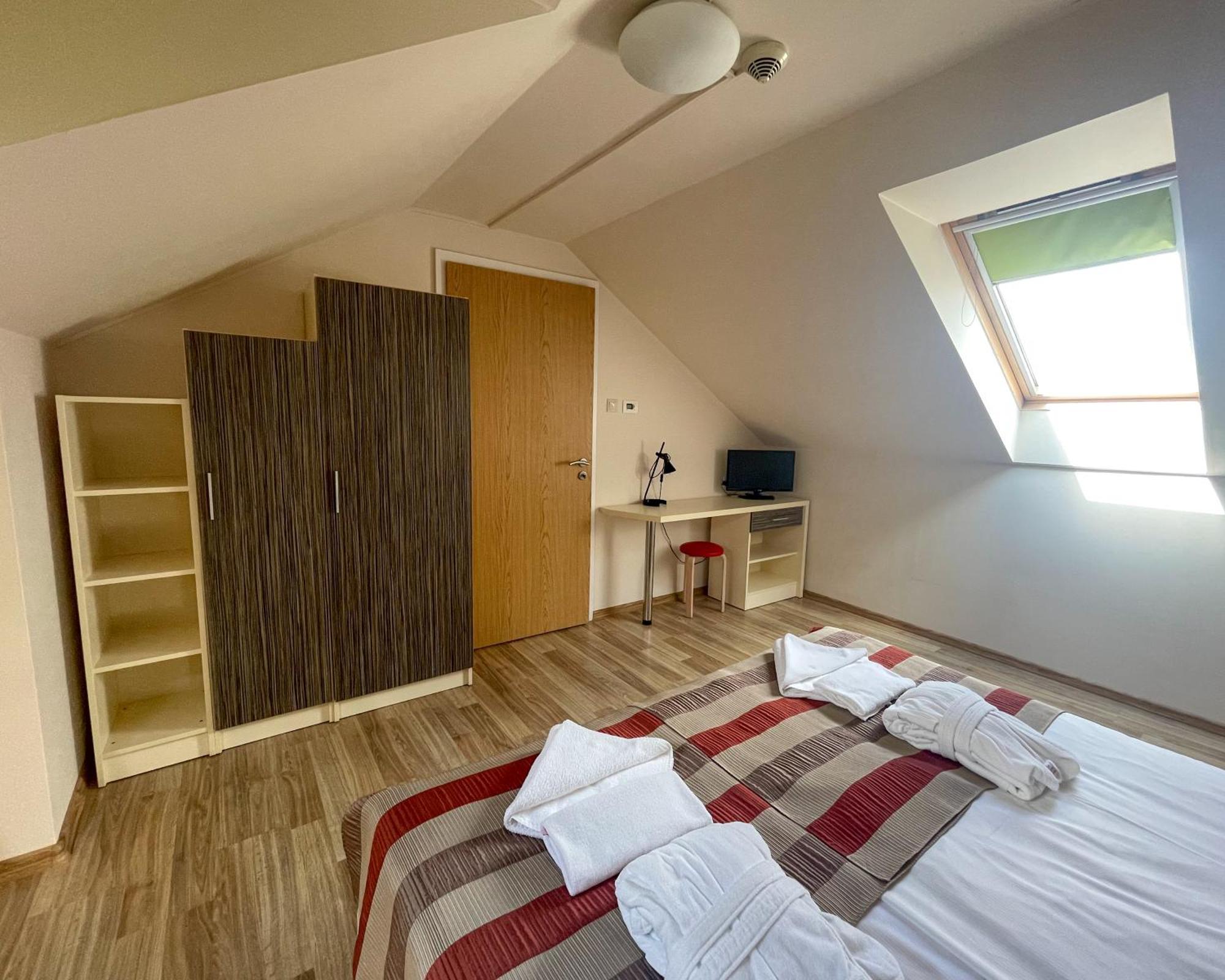 Harmonia Hotel Sárvár Zimmer foto